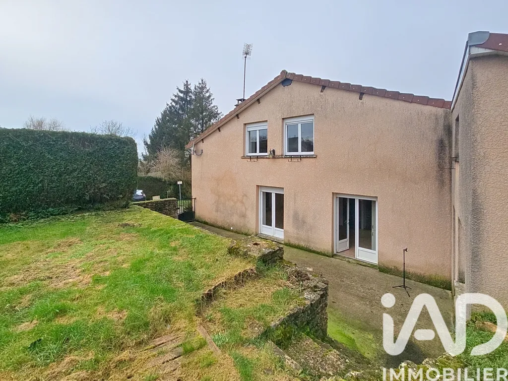 Garden - Charming House with Garden in Cernion