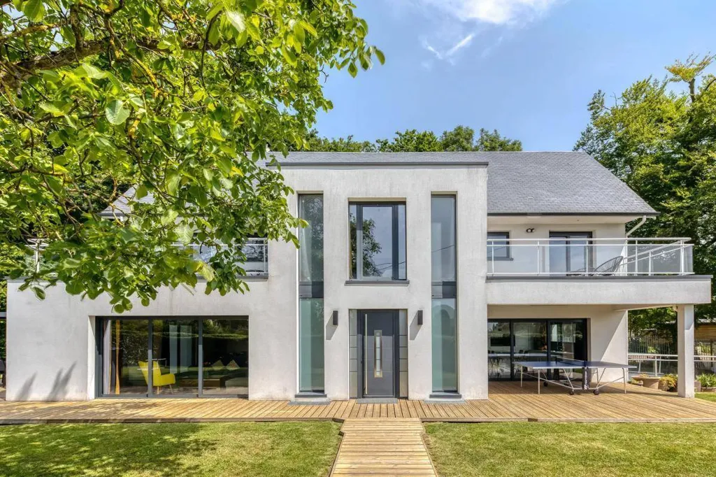 Extérieur - Maison Familiale avec Jardin et Terrasse à Caumont