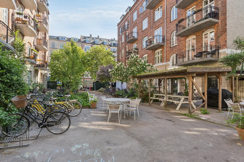 Aed - Apartment with Historic Charm in Copenhagen N