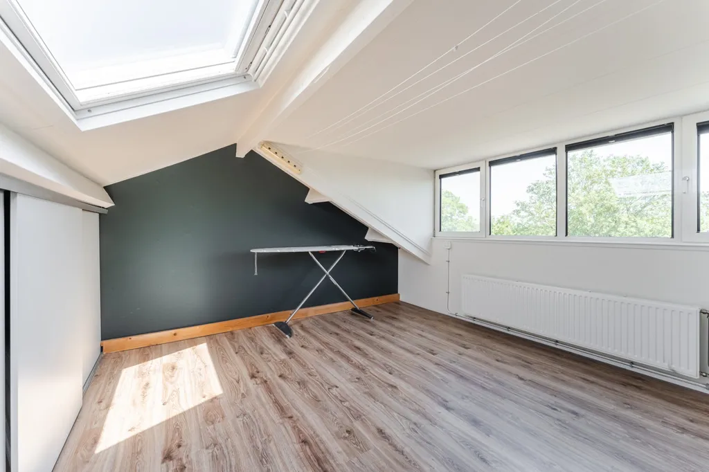 Pièces - Maisonnette with Garden View in Linschoten