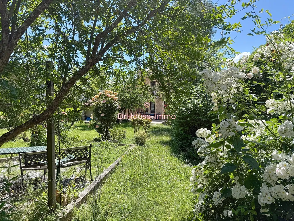 Aed - Stone House with Garden in Bergerac Centre