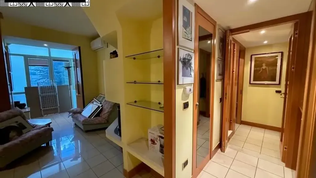 Hallway - Refurbished Trilocale with Central Location in Ostuni