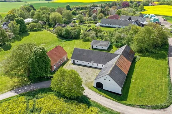 Vue aérienne - Farmhouse with 32,526m² Land in Ebeltoft