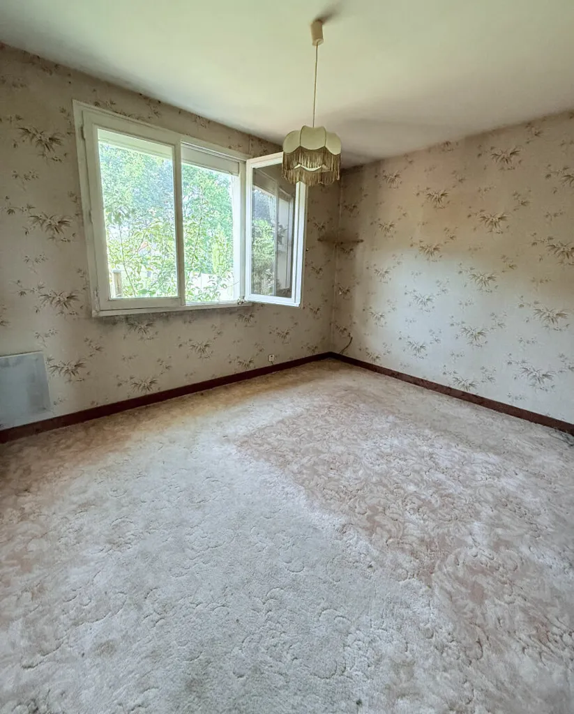Bedrooms - Charming House with Garden near La Flèche