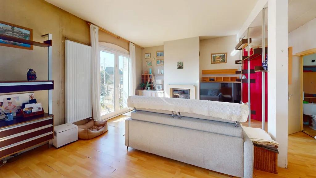 Living Room - Meulière House with Pool in Palaiseau