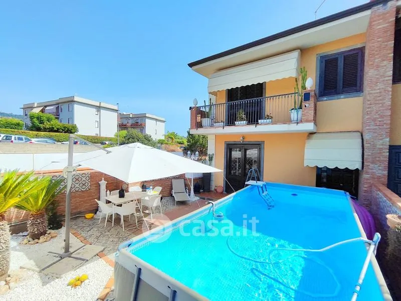 Piscine - Terraced Villa with Terrace in Aci Castello