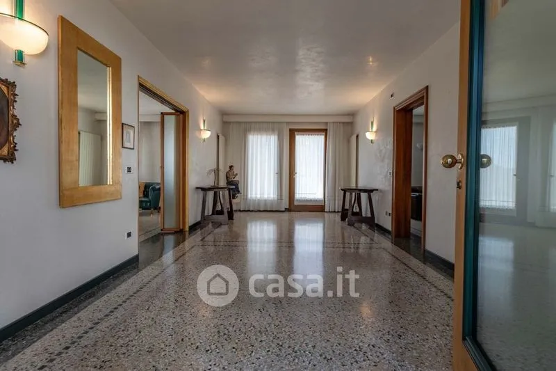 Entrée - Historic Villa with Private Garden in Quero