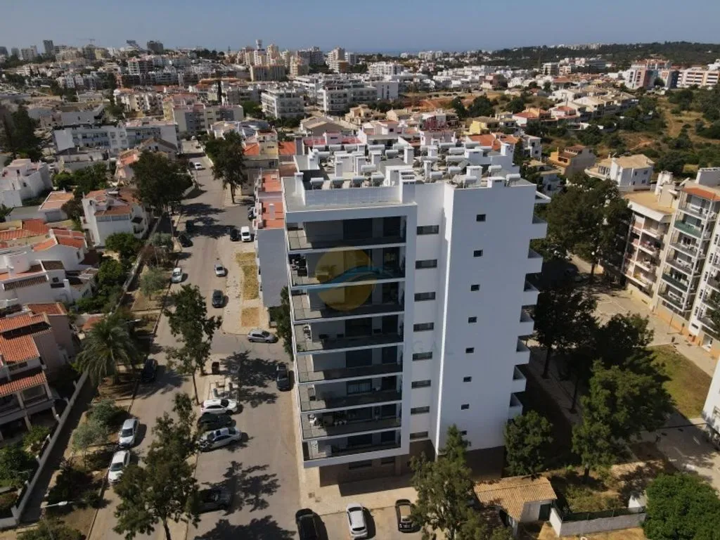 Vista aerea - New T4 Flat with Balcony in Portimão