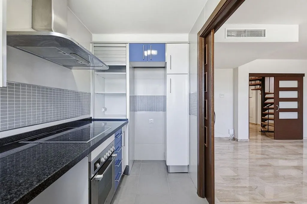 Cuisine - Duplex with Terrace in Catarroja