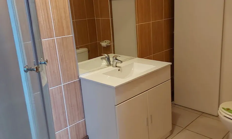 Salles de bain - Studio Meublé pour Étudiants à Saint-Martin-d'Hères