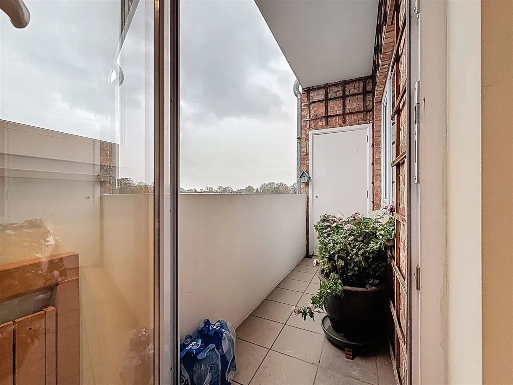 Balcon - Appartement de Standing avec Balcon au Quartier ULB