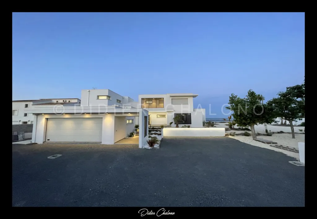 Välivaade - Villa with Direct Beach Access in Grau d'Agde