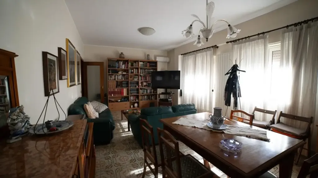 Salle à manger - Spacious Apartment with Balcony in Palermo