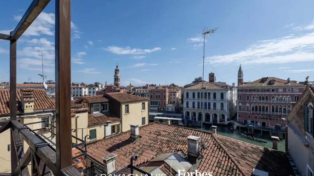 Terrasse - Luxury Penthouse with Canal View in Venice
