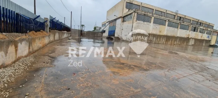 Aed - Industrial Space with Parking in Mandra