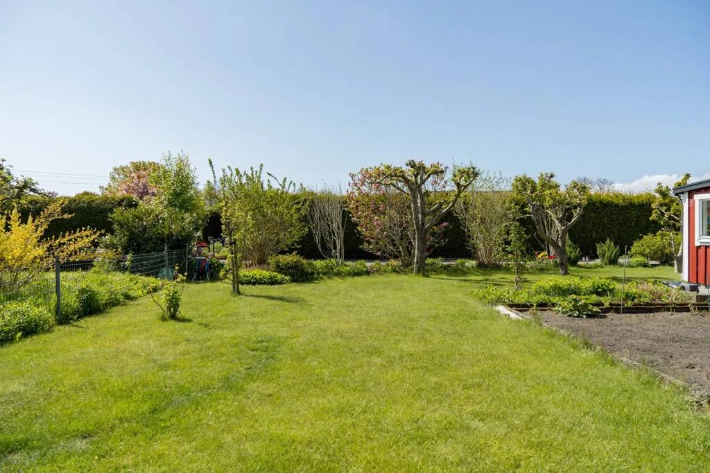 Aed - Cottage with Garden in Helsingborg's Popular Colony