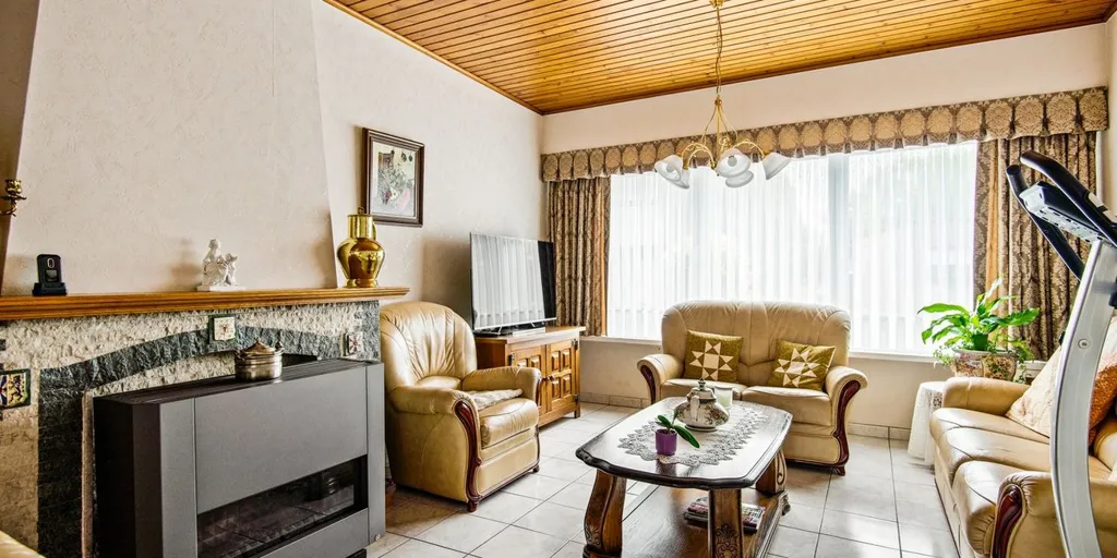 Elutuba - Renovation-Ready House with Central Location in Kessel