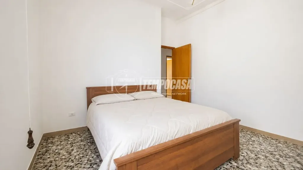 Bedrooms - Apartment with Balcony and Private Garden in Montecosaro