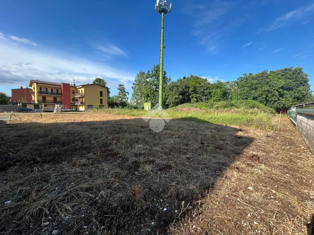 Aed - Buildable Residential Plot in Soncino