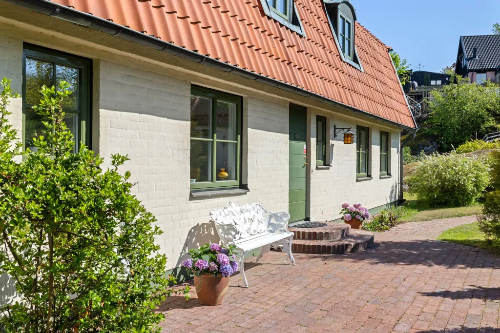 Välivaade - Charming Villa with Sea View on Fornudden