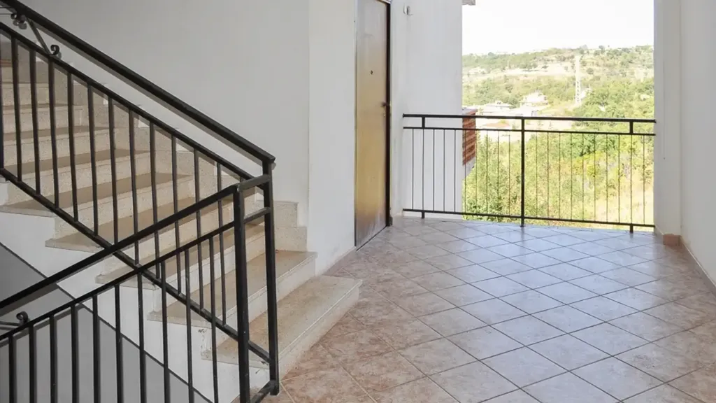 Pièces - Rustic Apartment with Sea View in Scalea