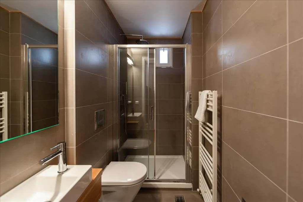 Maison 7 pièces à Kassandra