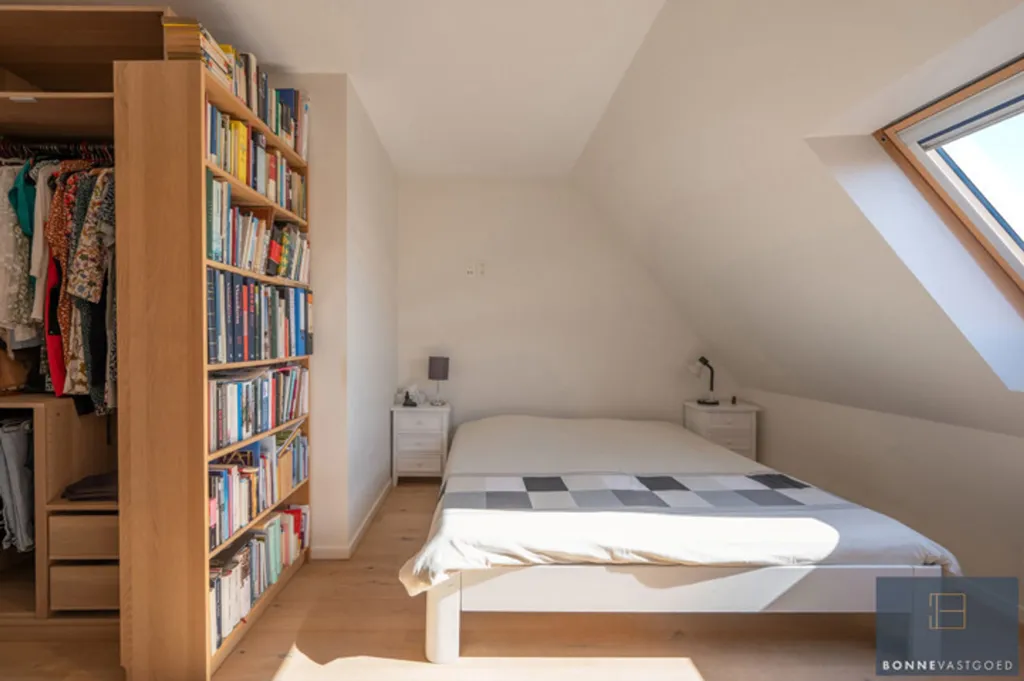 Magamistoad - Duplex Apartment with Terrace in Sijsele