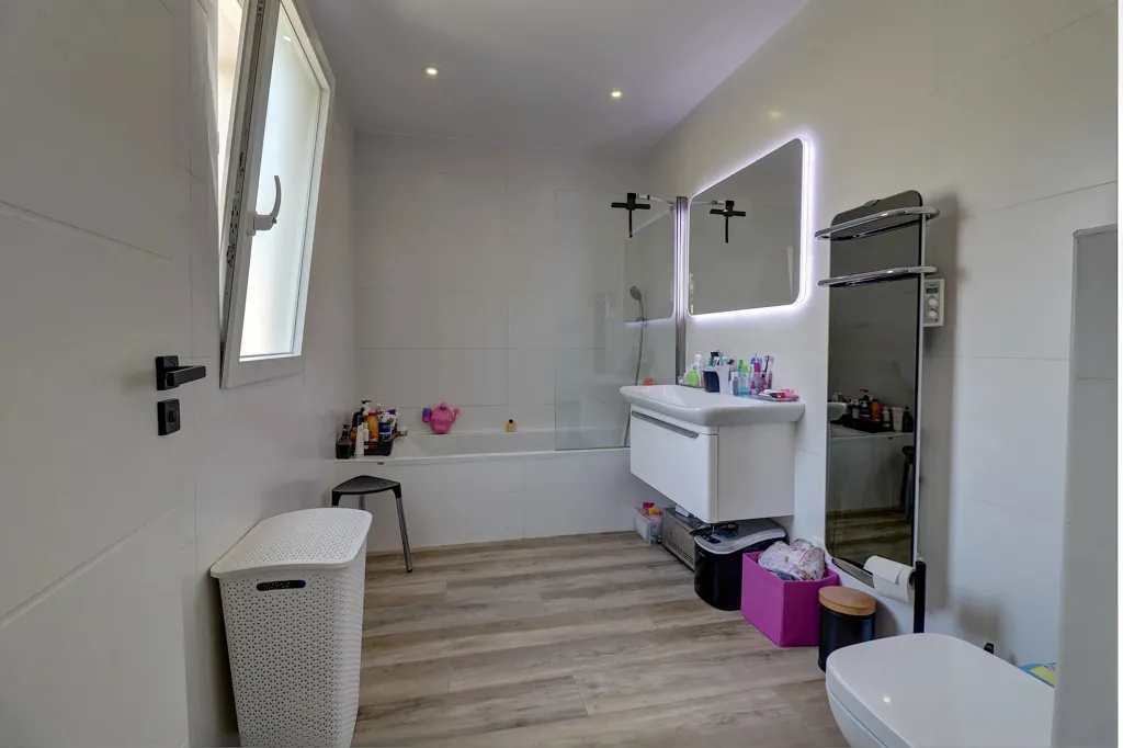 Vannitoad - Villa with Pool and Studio in 3,652m² Garden