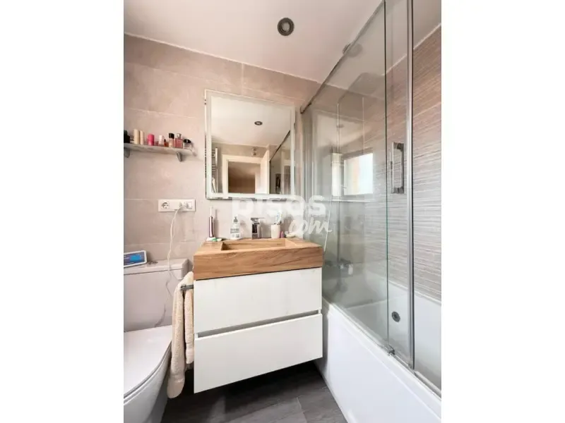 Vannitoad - Renovated Townhouse with Solar Panels in Coimbra-Guadarrama