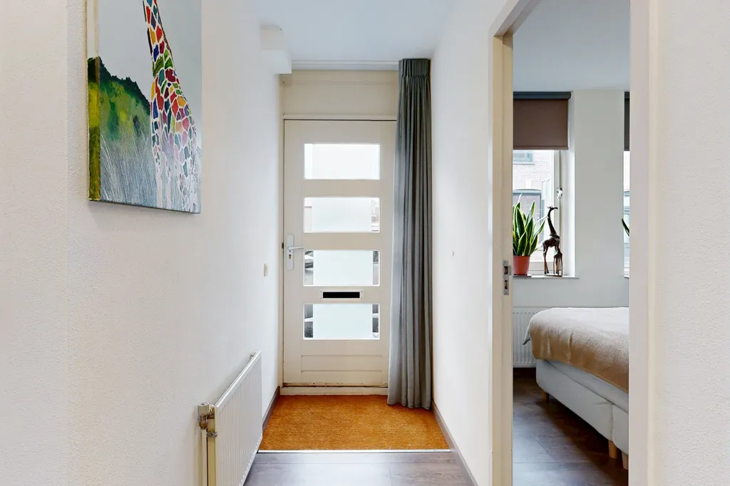Entrée - Galerie Flat with Garden in Centre