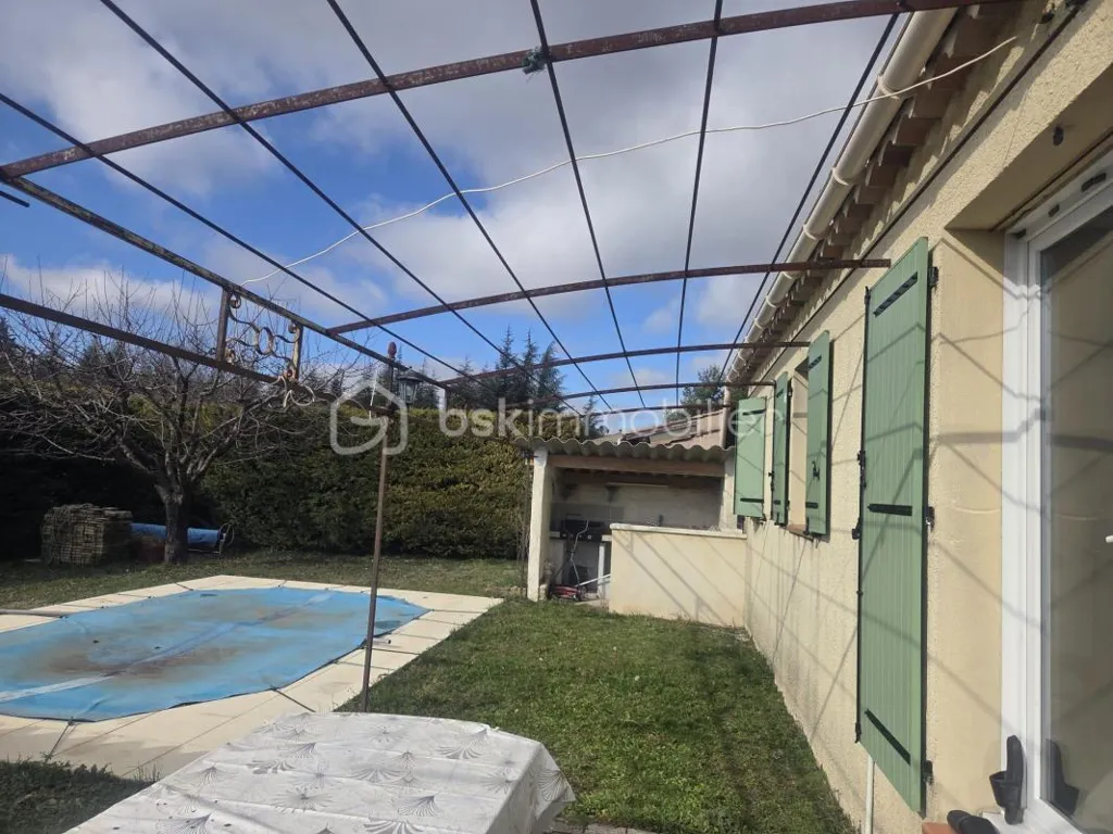 Aed - Ground Floor House with Pool in Cereste