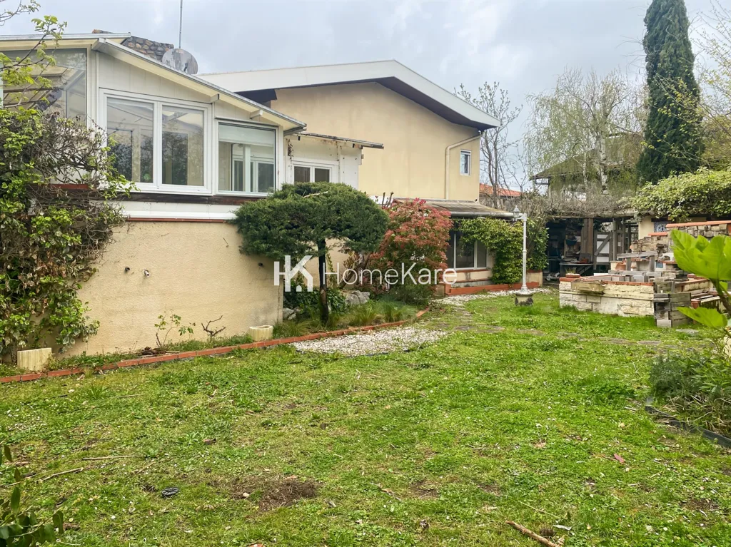 Jardin - Maison Atypique avec Jardin