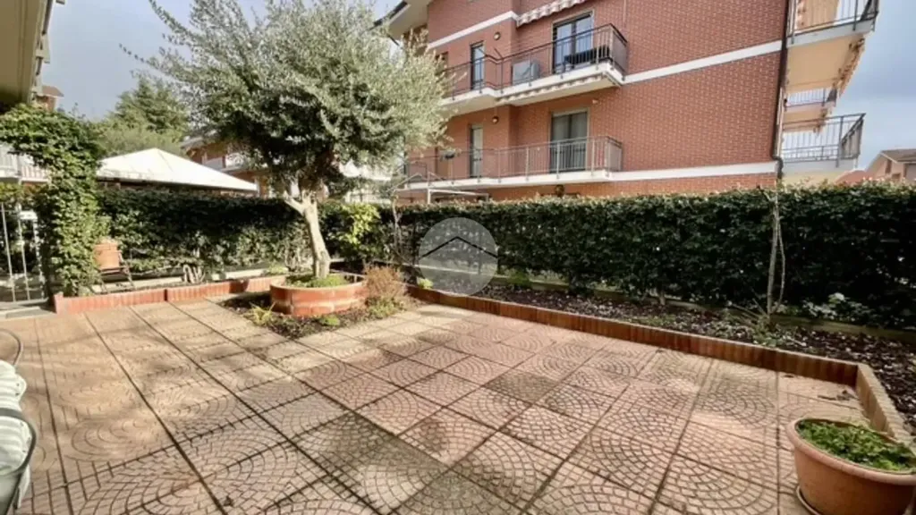 Terrasse - Apartment with Private Garden in Leini