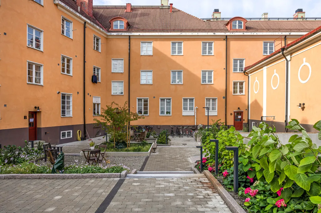Jardin - Renovated Flat with Library in Enskede