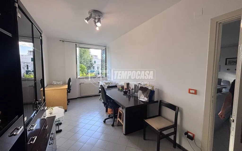 Studio - Quadrilocale with Private Courtyard in Naples