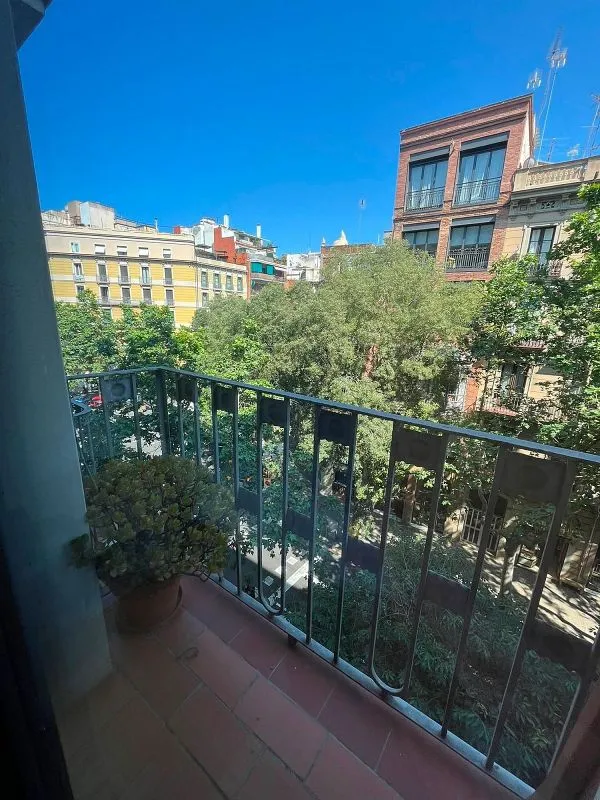 Rõdu - Furnished Flat with Balcony in La Dreta de l'Eixample
