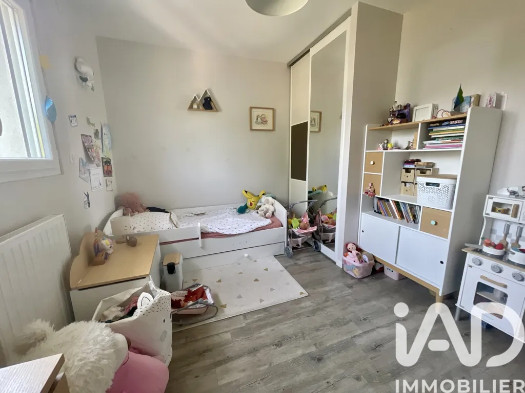 Chambres - Maison Moderne avec Terrasse à Couëron
