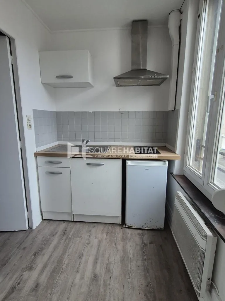 Köök - Studio with Garden Access in Louvroil