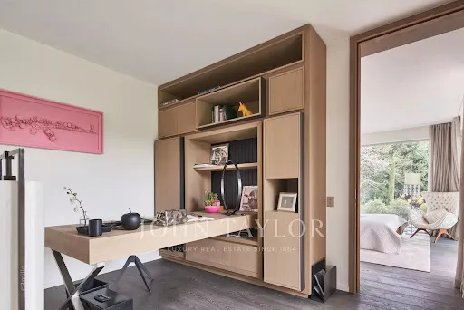 Bureau - Villa Contemporaine avec Vue Panoramique à Antibes