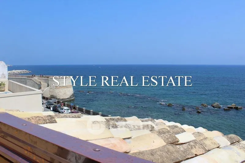 Terrasse - Three-Bedroom Terrace Flat on Levante Seafront, Siracusa