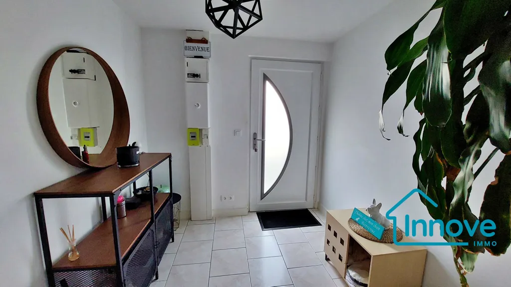 Entrée - Maison 4 Pièces avec 'Zéro Entretien' à Villepreux