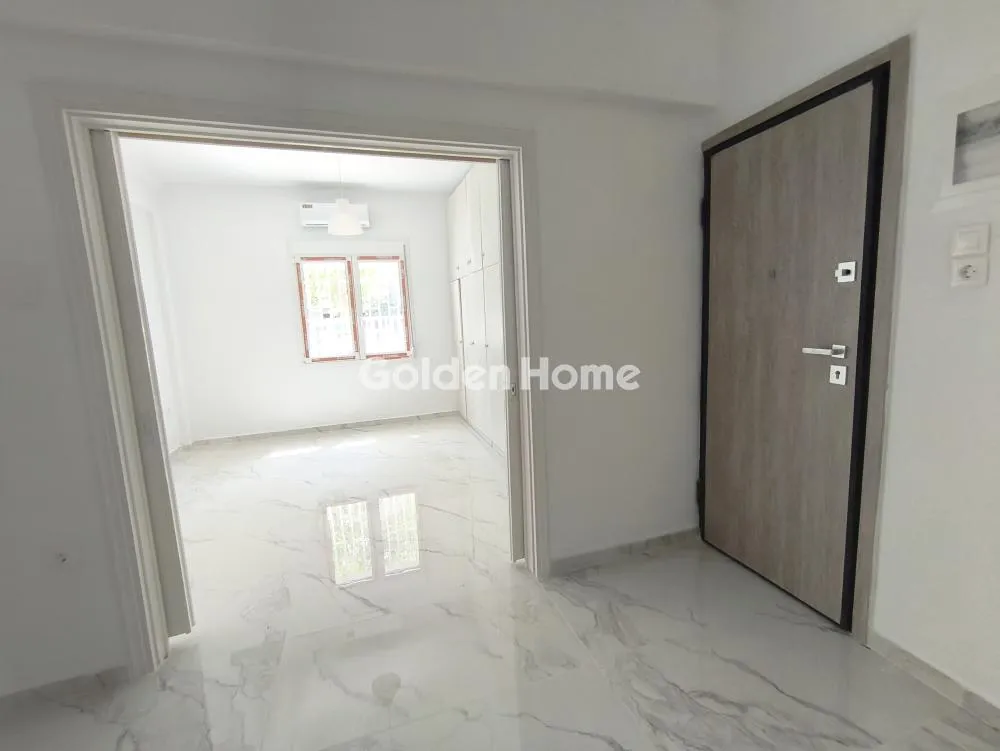 Entrée - Fully Renovated Apartment with Balcony in Upper Ymittos