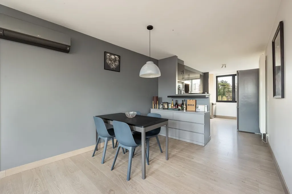 Salle à manger - Appartement avec 2 Chambres à Wilrijk