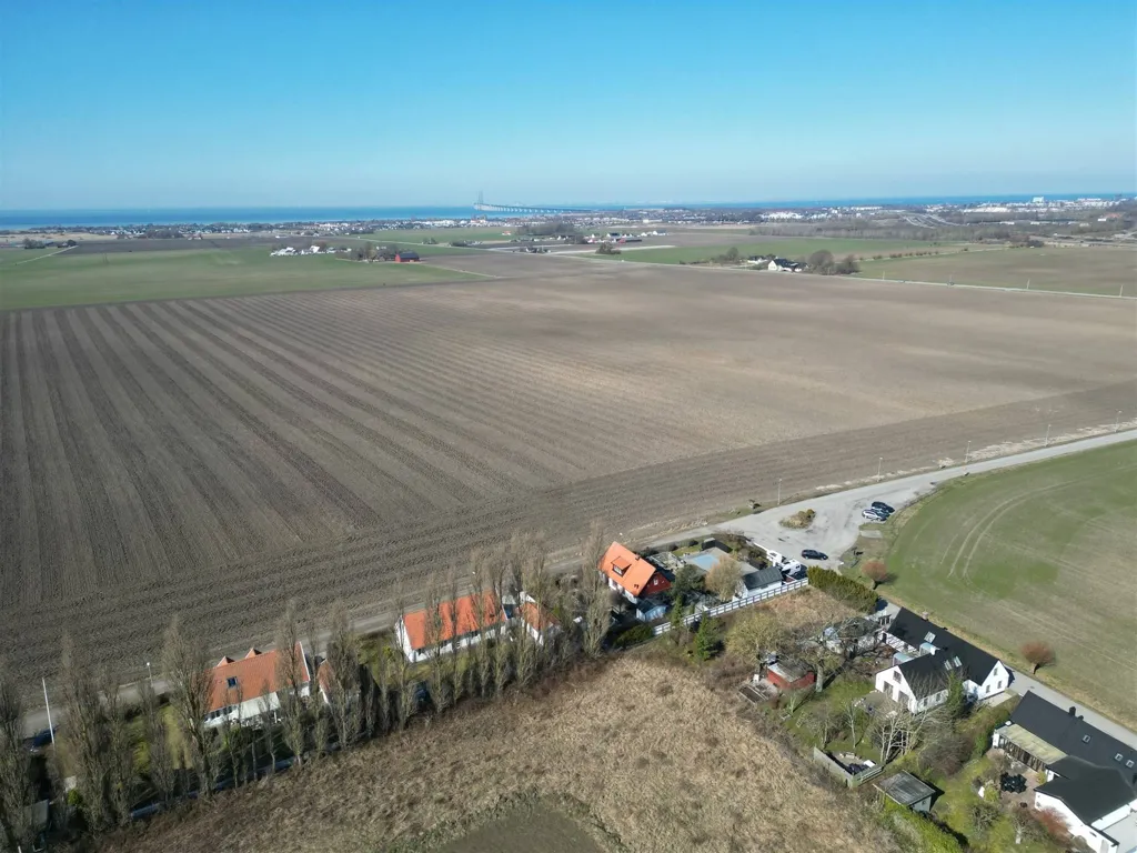 Õhuvaade - Buildable Plot with Southern Orientation in Skumparp