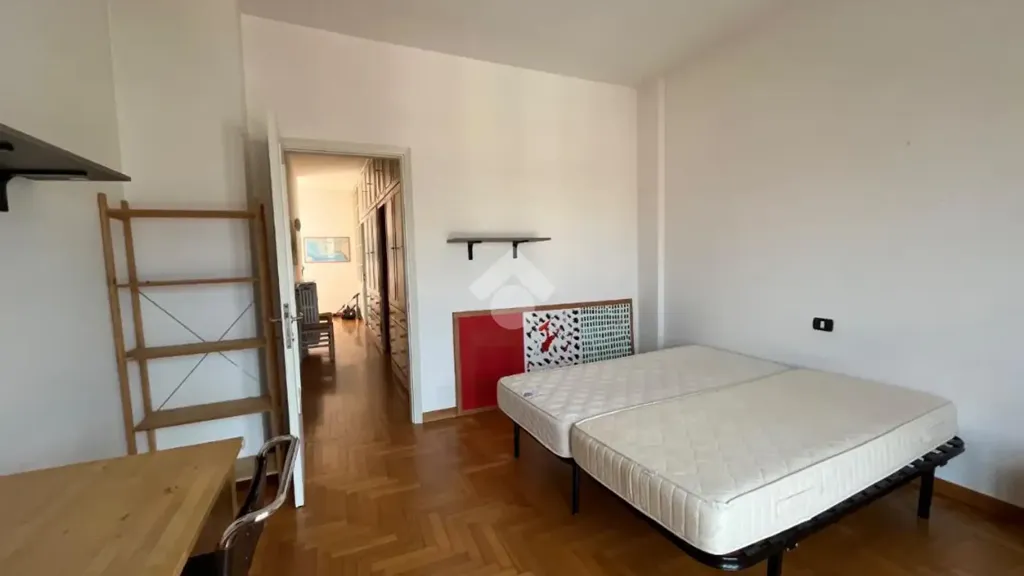 Chambres - Trilocale with Terrace in Pavia