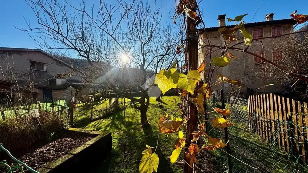 Jardin - Rustic Home with Garden in Follina