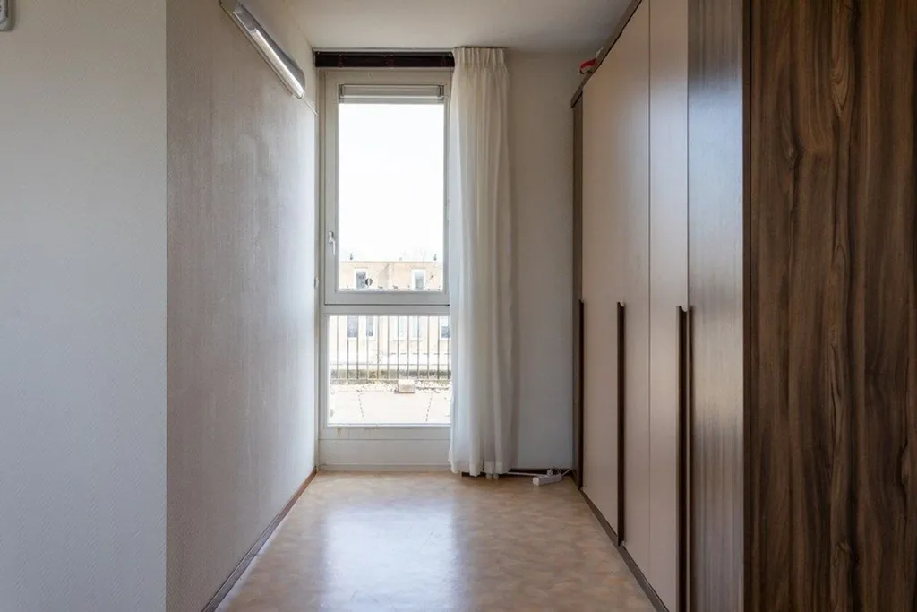 Entrée - Three-Bedroom Tussenwoning with Garden in Rijswijk