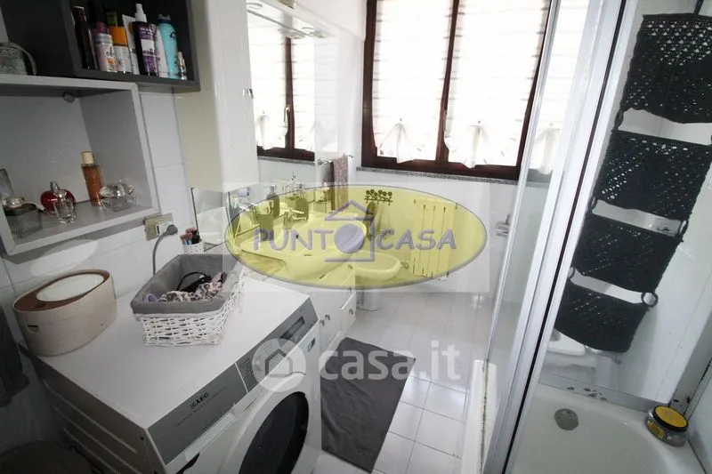 Bagni - Trilocale with Terrace in Borghetto Lodigiano