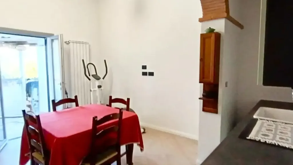 Söögituba - Rustic-Style Flat with Private Garden in Empoli