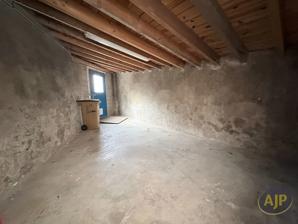 Pièces - Maison de Ville 3 Chambres avec Jardin à Luçon